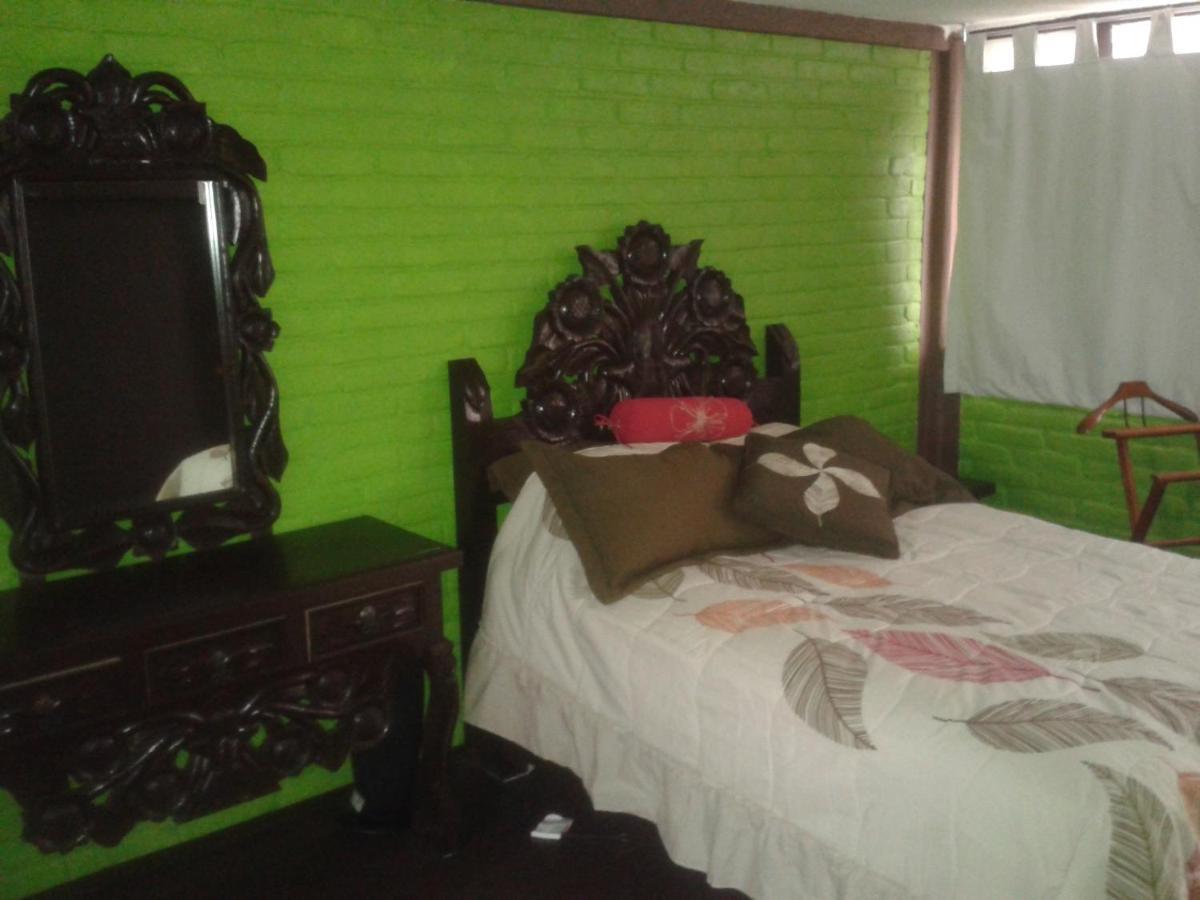 Hotel Tolotzin トルーカ 部屋 写真